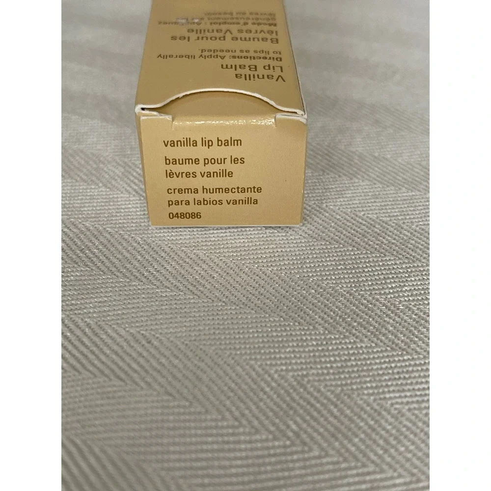 Mary Kay Vanilla Lip Balm‎ .3 oz 8g Moisturizing Treatment New in Box 048086